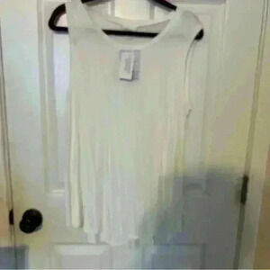 Off white LuLaRoe cocoa tank med